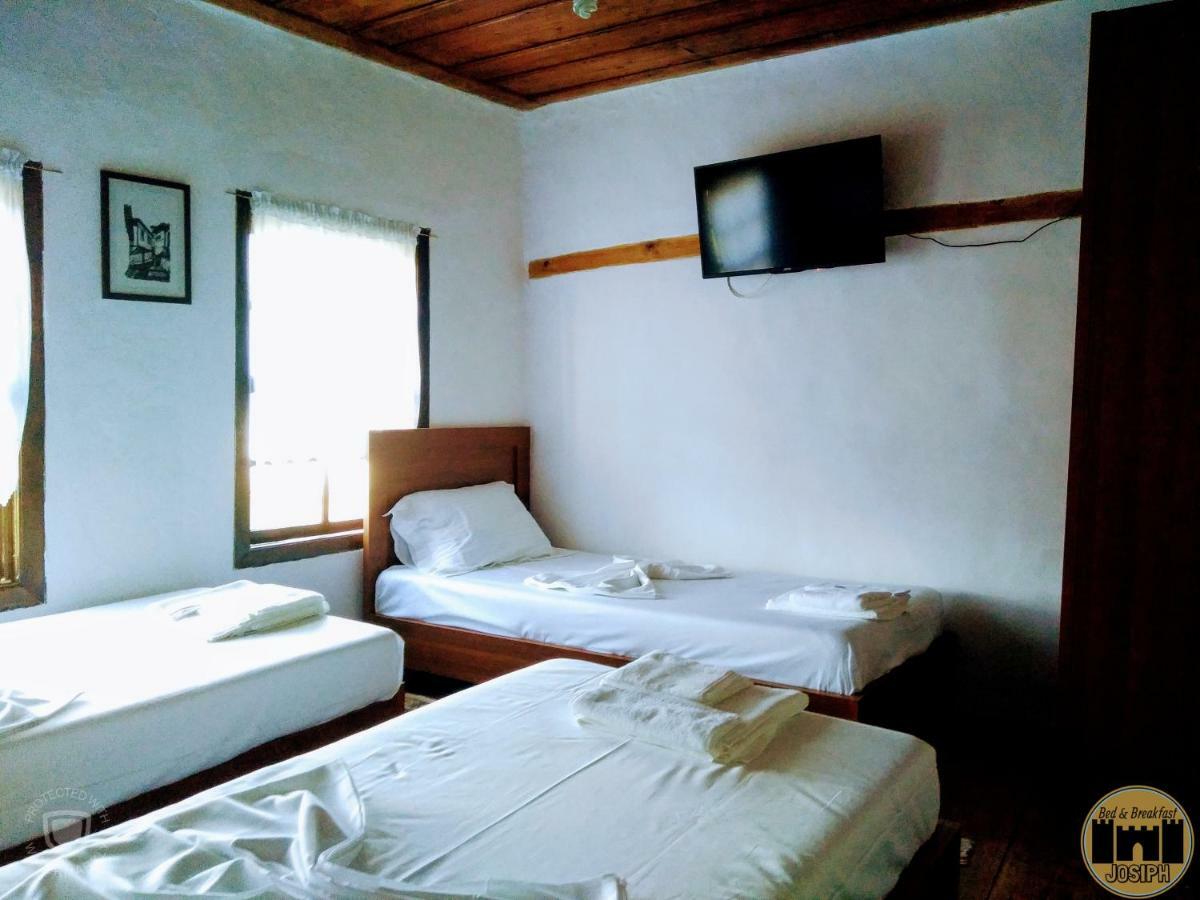 Bed & Breakfast Josiph Μπεράτ Εξωτερικό φωτογραφία