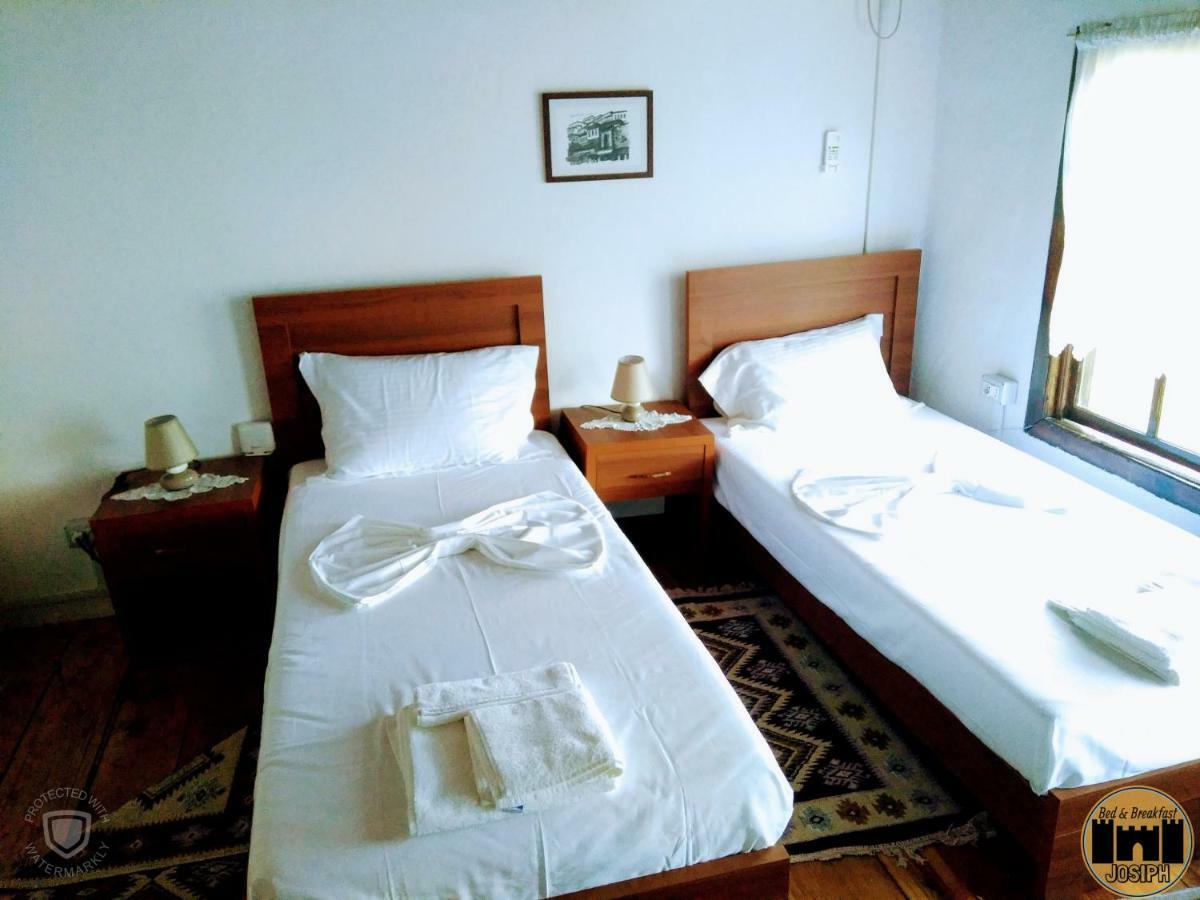 Bed & Breakfast Josiph Μπεράτ Εξωτερικό φωτογραφία