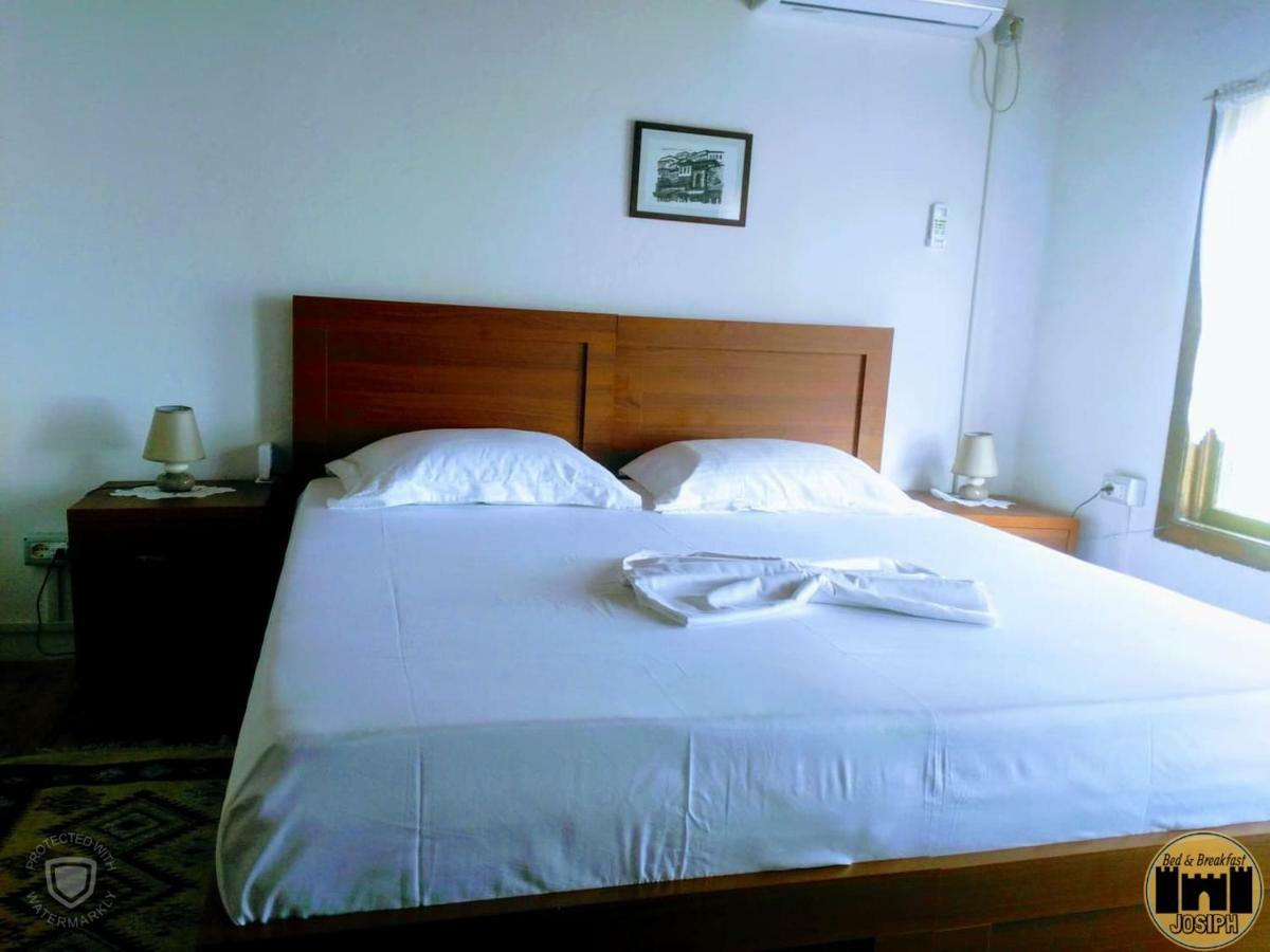 Bed & Breakfast Josiph Μπεράτ Εξωτερικό φωτογραφία